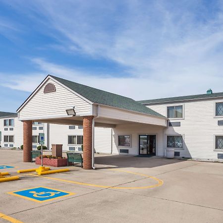 Hotel Baymont By Wyndham Decatur Esterno foto