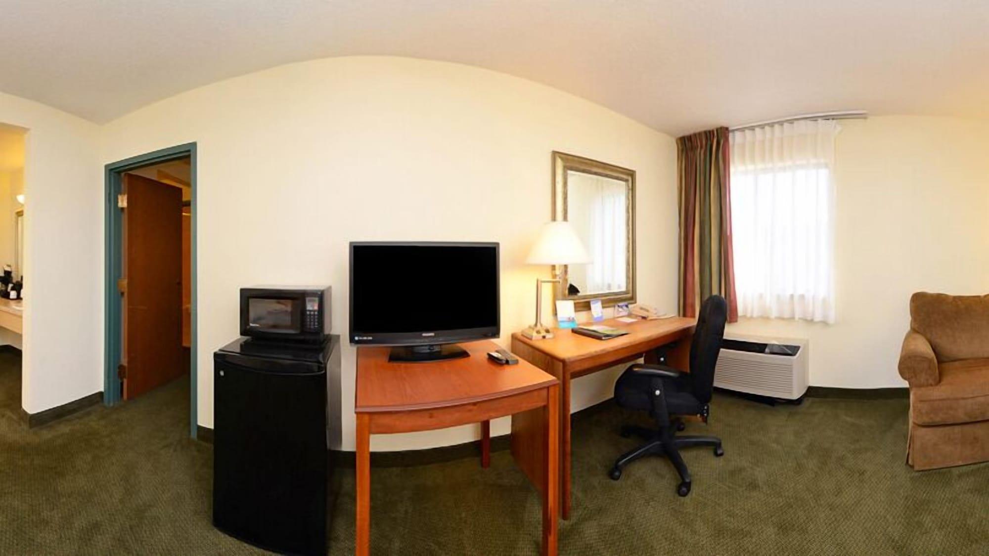 Hotel Baymont By Wyndham Decatur Esterno foto